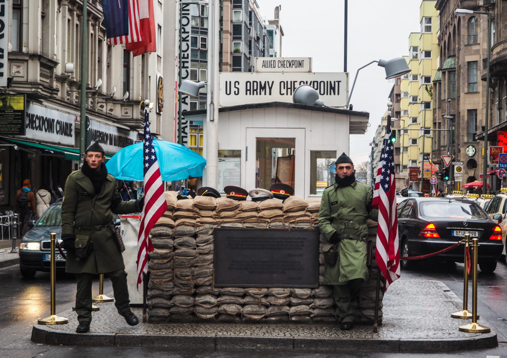 Hollywood Film Locations in Berlin: Bridge of Spies, Octopussy & More! | almostginger.com