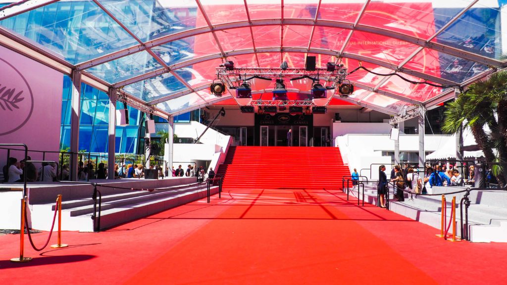 Attending Cannes Film Festival 2017: Invitations, Sunburn, Pedro, oh my! | almostginger.com