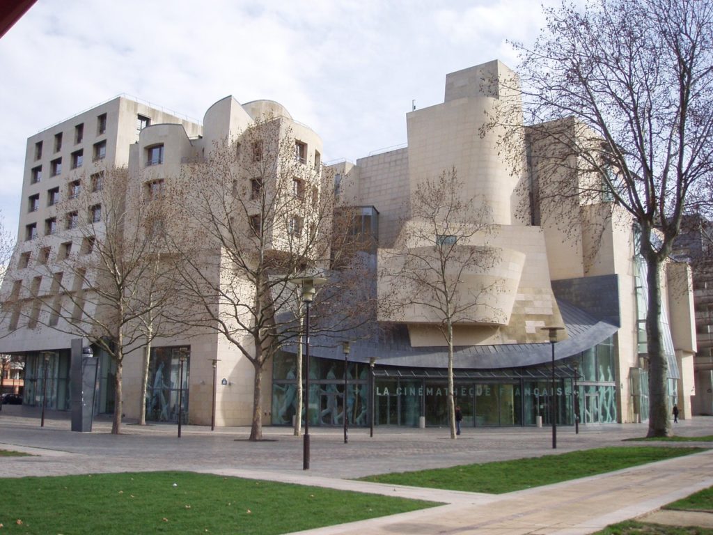 18 of the Best Arthouse/Independent Cinemas in Paris | Art Deco Cinemas in Paris showing World Cinema, Cult Films and Film Festivals in Paris | almostginger.com