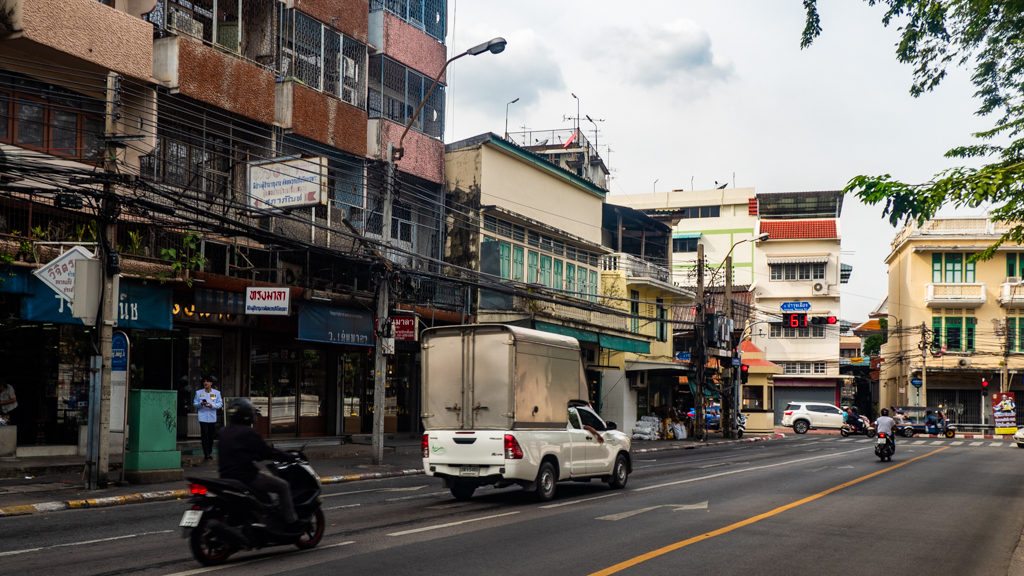 8 TEFL Course Tips: My Advice to Help you Pass | almostginger.com