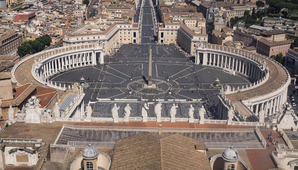 St Peter's Square in Vatican City, a Roman Holiday Filming Location