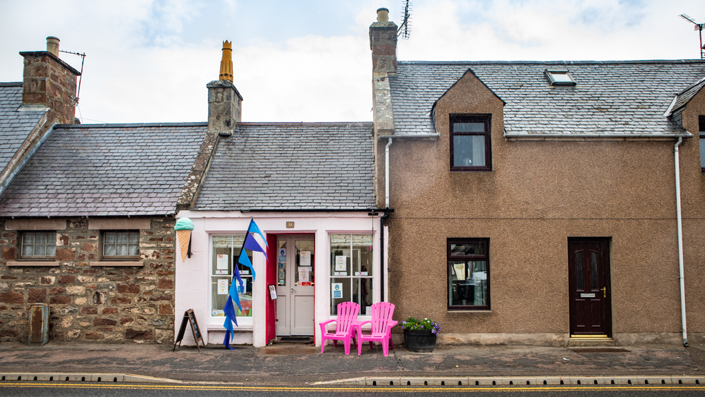 The Wee Pink Ice Cream Shop in Golspie on the North Coast 500 in Scotland