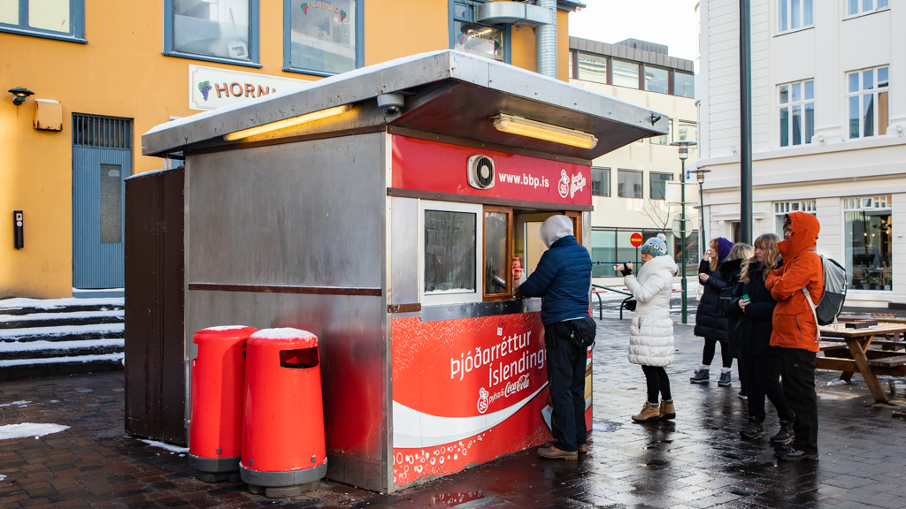 Bæjarins Beztu Pylsur Hotdog Stand in Reykjavík, Iceland