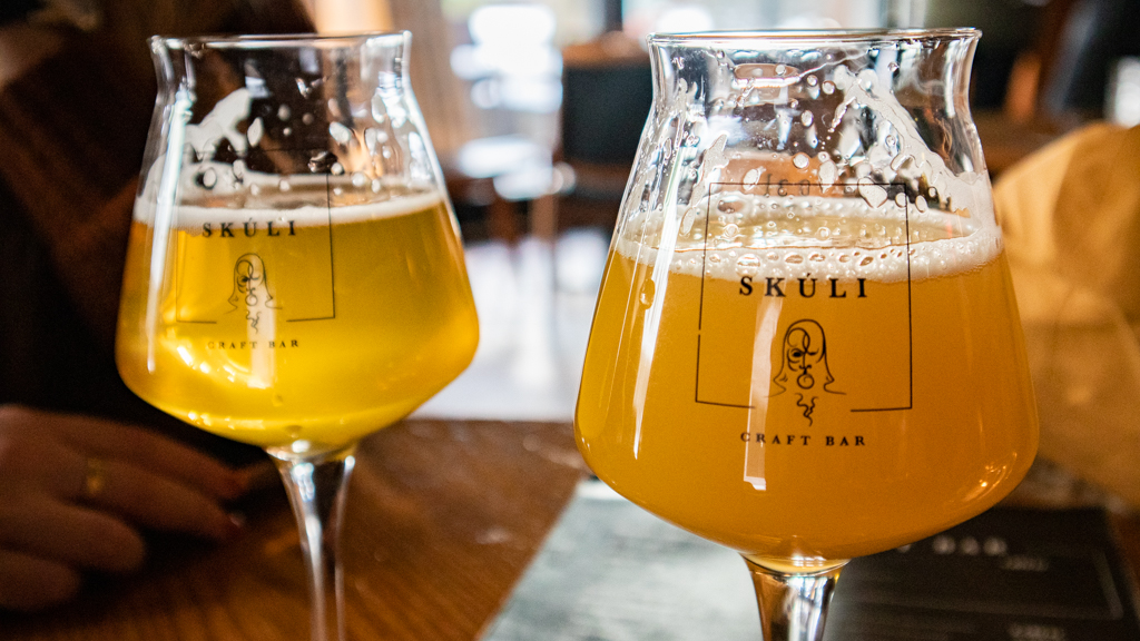 Glasses of beer at Skúli Craft Bar in Reykjavík, Iceland 5 Days in Iceland Itinerary